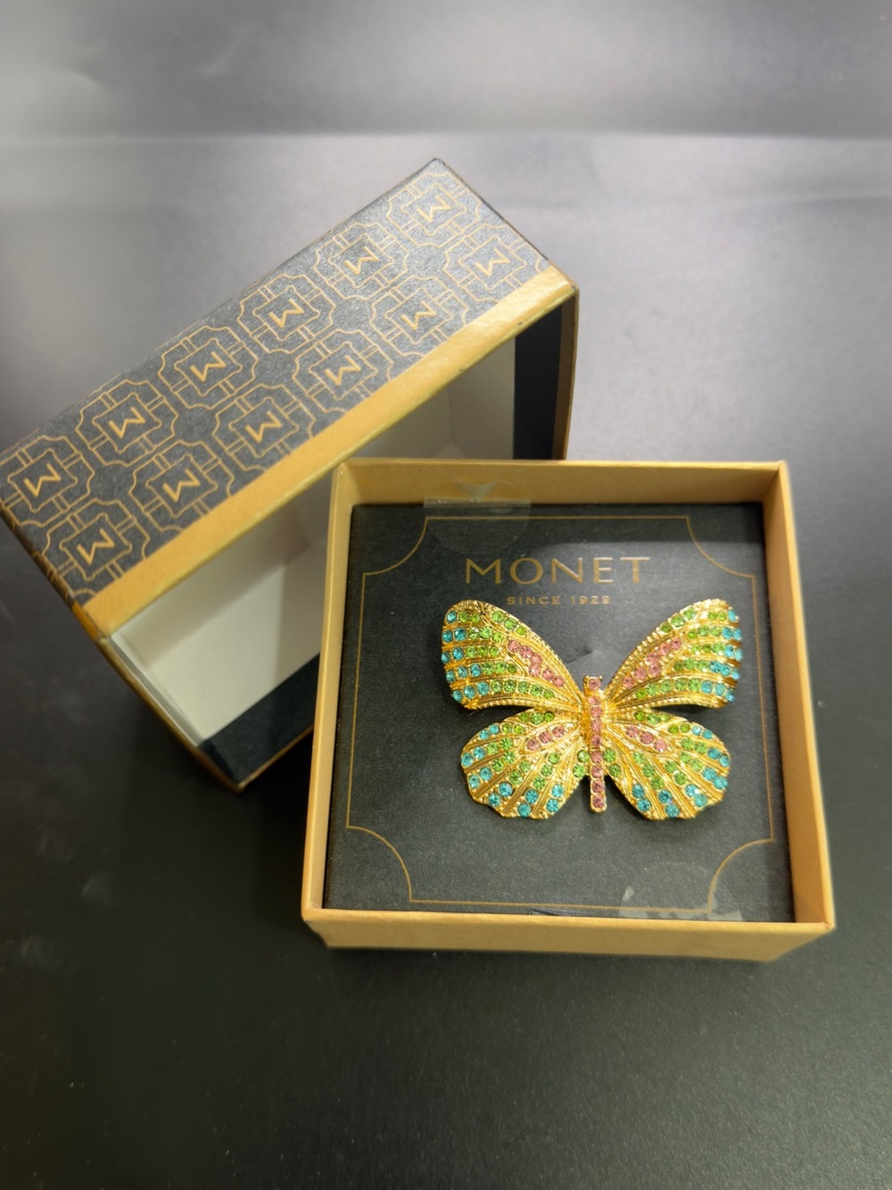 MONET GOLD RHINESTONE BUTTERFLY BROOCH PINK GREEN AQUA GOD TONE FAIRY WHIMSICAL